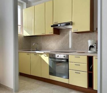 Laveno Apartment | Discover Il Blu di Laveno: Family-Friendly Escape