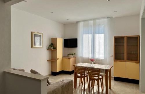 Laveno Apartment | Discover Il Blu di Laveno: Family-Friendly Escape
