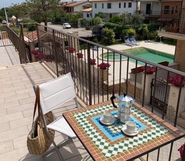 Cupra Marittima Apartment | Experience il borghetto Bennie en Liisa with Ocean Views