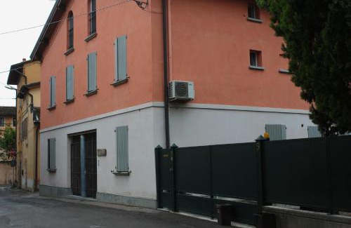 Cavriago Apartment | Top-Rated Il Borghetto with Breakfast & Family-Friendly Perks