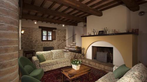 Rocca Sant'Angelo Villa | Discover IL BORGO 16: Top-Rated Oceanfront Retreat