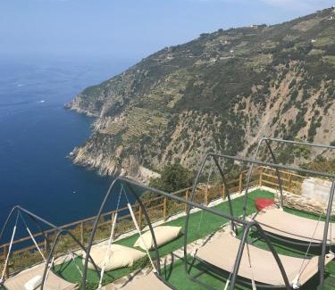 Riomaggiore Apartment | Discover Il Borgo Di Campi: Pet-Friendly Retreat for Families