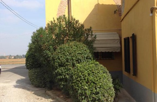 Idice di San Lazzaro Apartment | Discover Comfort at Il Borgo Fashion Home - Pet Friendly Stay
