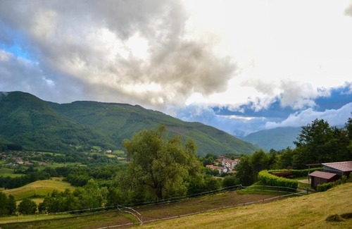 Gavinana House | Il Borrino: Guest Rated 10/10 with Family-Friendly Amenities