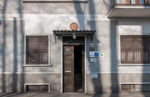 Novara Bed & Breakfast | Highly Rated Il Broletto B&B: Pet Friendly & Family Welcoming