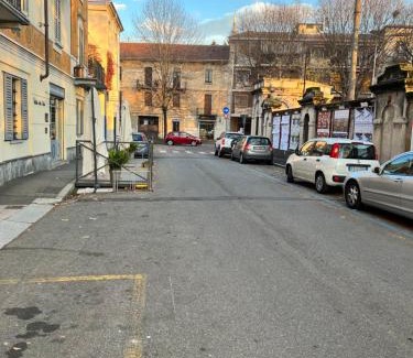 Novara Bed & Breakfast | Highly Rated Il Broletto B&B: Pet Friendly & Family Welcoming
