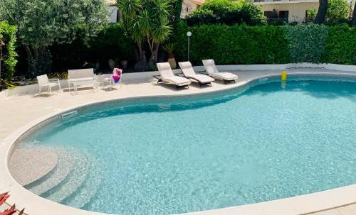San Corrado di Fuori House | Guest Rated 9.8: Il Calesse Casa Vacanza with Ocean Views
