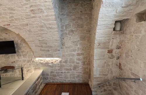Santeramo in Colle House | Discover Il Cantuccio: Guest Rated 8/10 with Kitchen Access