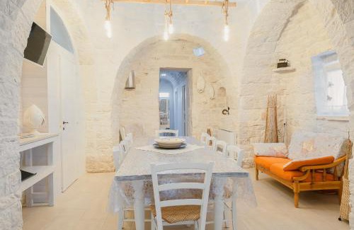 Martina Franca House | Experience IL CAPRICCIO DELLA VALLE DI ITRIA's Oceanfront Escape