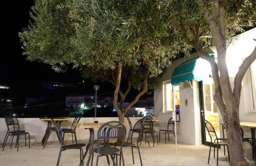 Ponza Bed & Breakfast | Discover Il Capriccio Guesthouse: Rated 9/10 with Hot Tub