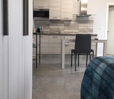 Grassobbio Apartment | Delightful Il Caravaggio Guest House - Child Friendly Stay