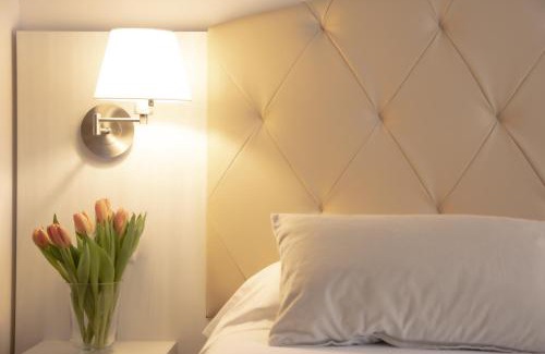 San Giovanni In Marignano Bed & Breakfast | Discover Il Casale: Oceanfront Stay with Pet-Friendly Perks