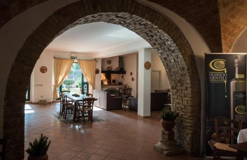 Ascoli Piceno Bed & Breakfast | Exceptional Stay at Il Casale Degli Ulivi B&B - Pet Friendly