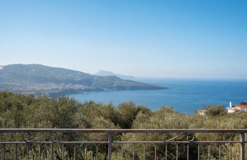 Monte Chiaro House | Il Casale Del Sole Montechiaro