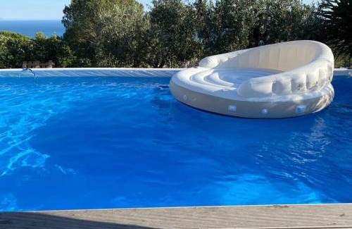 Formia Villa | Idyllic Il Casale: 4-Star Oceanfront Escape with Pool
