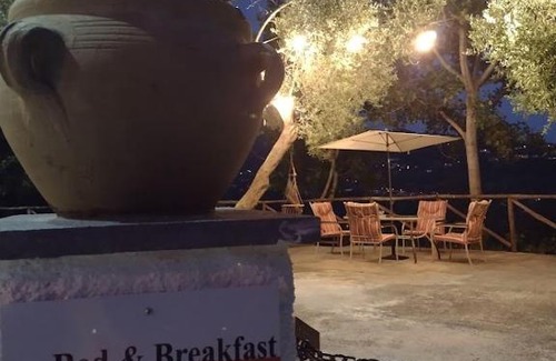 Maiera Bed & Breakfast | Cozy IL CASALE B&B: Rated 9.4, Pet Friendly & Breakfast Included