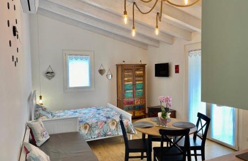 Papigno Apartment | Oceanfront Retreat at Il Casaletto - Guest House