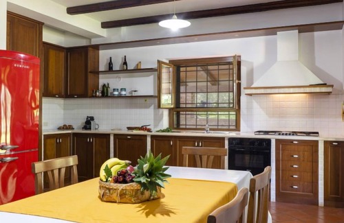 Itri House | Relax at Il Casolare: Oceanfront Retreat with Pool & Spa