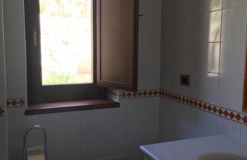 Roccelletta House | Top-Rated Il Casolare: Pet-Friendly Stay with Pool & Breakfast