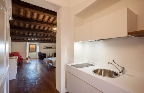 Campello sul Clitunno House | Discover Il Castello Di Campello: Family-Friendly Stay