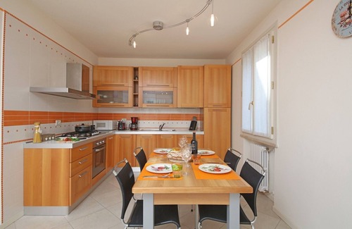 Salo Apartment | Il Cedro: Poolside Retreat Near Historic Salò