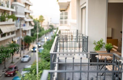 Aigio Apartment | Family-Friendly Il Centro Apartment for Memorable Stays