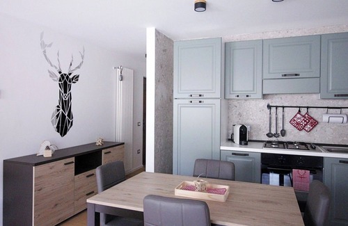 Cavalese Apartment | Discover Il Cervo: Family-Friendly Stay with Breakfast