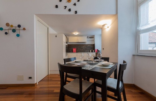 Roman Quarter Apartment | Discover Il Colibrì: Family-Friendly and Wheelchair Accessible