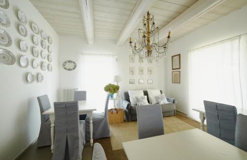 Rustigazzo Villa | Explore Il Colombarone: 4-Star Oceanfront Getaway