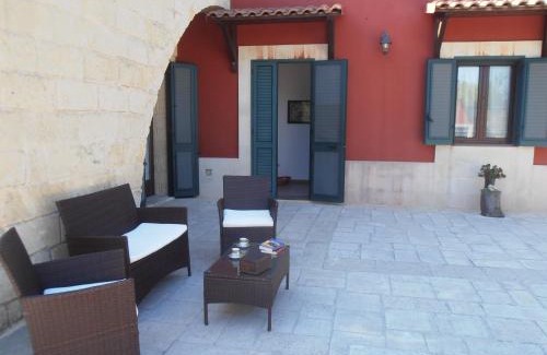 Vignacastrisi Bed & Breakfast | Experience Il Corallo del Salento: Pet-Friendly Paradise