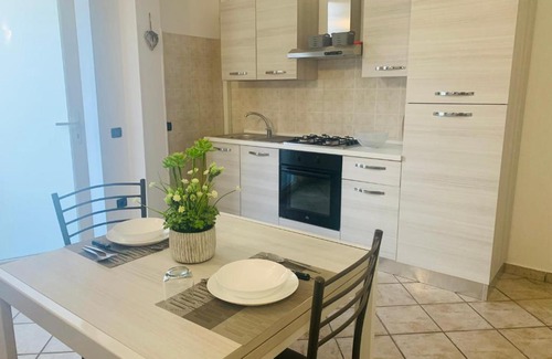 Somma Lombardo Apartment | Discover Il Cortiletto: Child-Friendly Retreat with 9.1/10 Rating