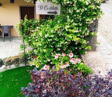 Verduno Apartment | Pet-Friendly Escape at IL CORTILETTO with 9.4/10 Rating
