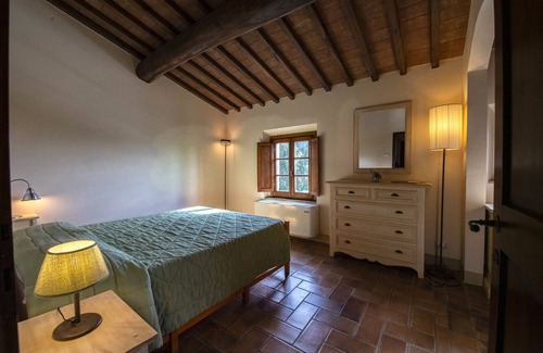 Gambassi Terme Bed & Breakfast | Stay at Il Defizio: Eco-Friendly Retreat with Pool & Breakfast
