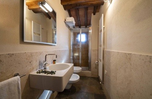 Gambassi Terme Bed & Breakfast | Stay at Il Defizio: Eco-Friendly Retreat with Pool & Breakfast