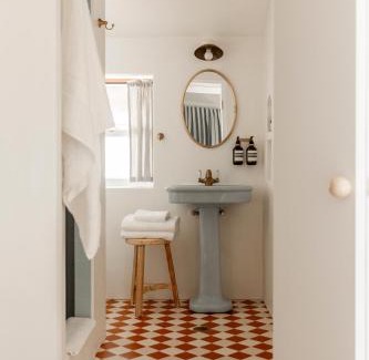 Yamba Hotel | Oceanfront Bliss at Il Delfino Seaside Inn