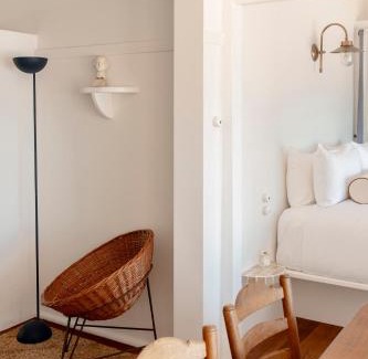 Yamba Hotel | Oceanfront Bliss at Il Delfino Seaside Inn
