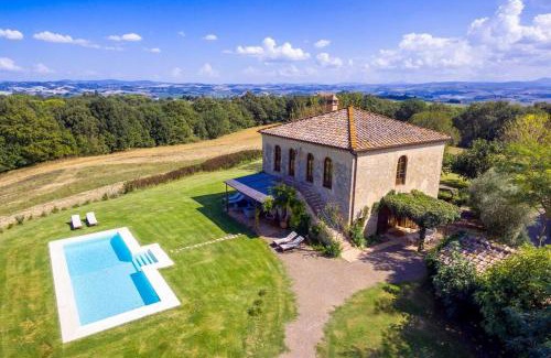 Buonconvento Villa | Discover Il Fienile di Montesoli: Pet-Friendly Retreat