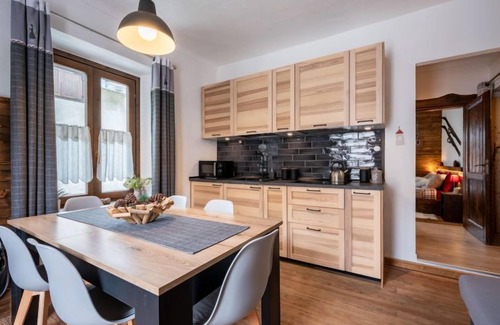 Ghigo Apartment | Guest Rated 10/10: Il Fior di Neve with Lake Views