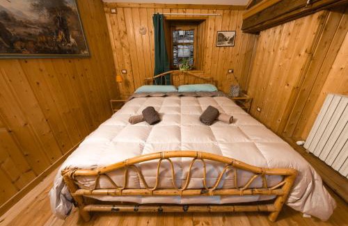 Mollia Apartment | Discover il fiume di fianco: Family & Pet-Friendly Stay
