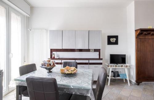 Bologna Fiere District Apartment | Discover Il Fortino dei Pinatti near Fiera & Parco Nord