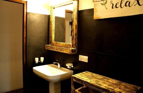 Sigiriya Hotel | Unforgettable Stay at il Frangipane with Pool & Breakfast