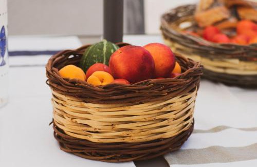 Patu Bed & Breakfast | Captivating Il Galletto bb: Pet & Child Friendly Escape