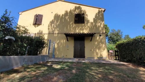 Gli Angeli Apartment | Family-Friendly Stay at Il Gelso Nero II with Pet Perks
