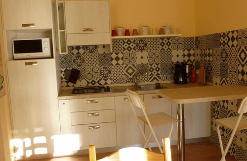 Prabione Apartment | Il Gelsomino - bright apartment with balcony and views of Mount Baldo