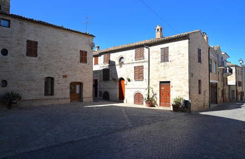 Altidona Apartment | Pet-Friendly Il Gelsomino with Ocean Views & Perfect Rating