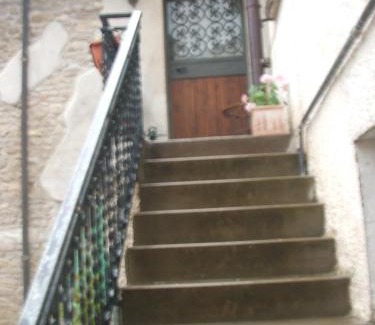 Linaro Apartment | Family-Friendly Stay at Il Ghiro with Top Guest Ratings