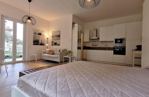 Riva di Solto Apartment | Discover Il Giardinetto: Family-Friendly Oasis Rated 9.5