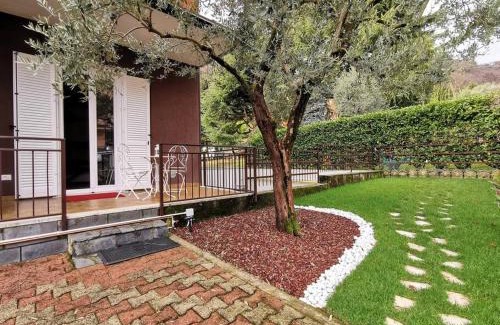 Riva di Solto Apartment | Discover Il Giardinetto: Family-Friendly Oasis Rated 9.5