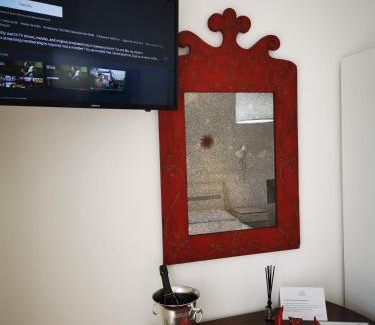 Capaccio Scalo Bed & Breakfast | Enchanting Il Giardino dei Pini: Oceanfront Paradise Awaits