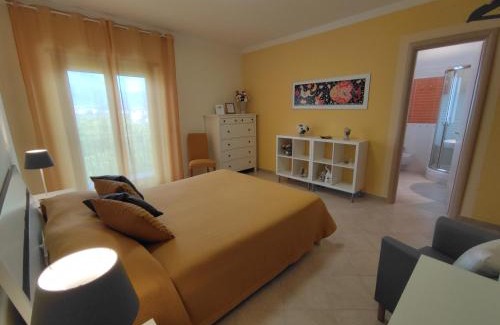 Fondi Bed & Breakfast | Guest Rated 10/10 at Il Giardino delle Zagare Hotel